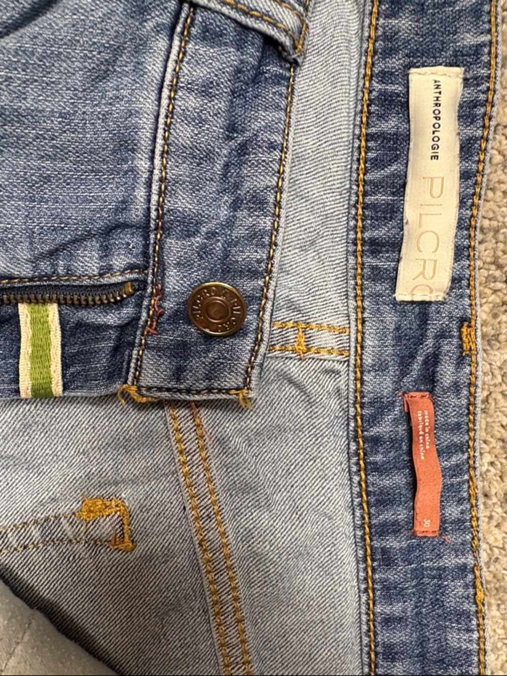 Pilcro Women’s Boyfriend Jeans in Light Blue Distressed Denim - Picture 2 of 4